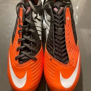 Nike Vapor Speed Cleats